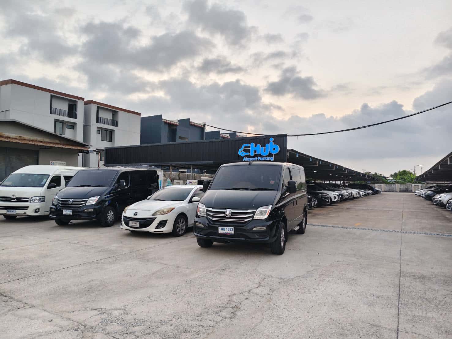 Hub Airport Parking : ที่จอดรถใกล้สนามบินสุวรรณภูมิ3
