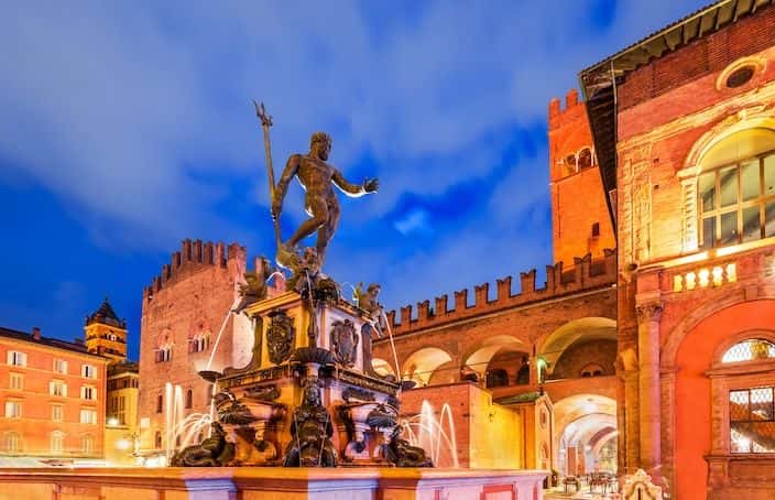 Bologna private foodie walking tour1