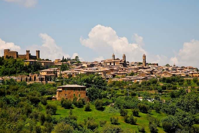 Organic Brunello wine tour with lunch in Montalcino4