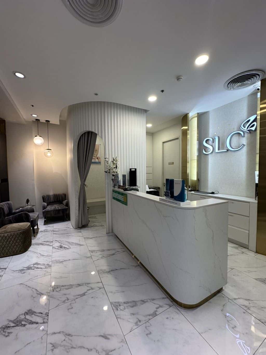 SLC สาขาเซ็นทรัล เวิลด์2