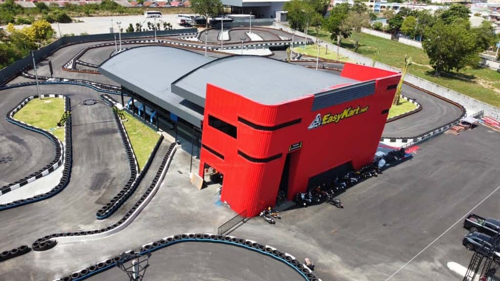 สัมผัสประสบการณ์การขับรถโกคาร์ทที่ EasyKart พัทยา (เทพประสิทธิ์)2