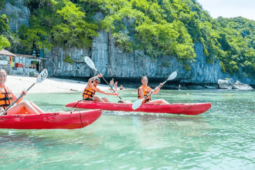From Samui: Angthong National Marine Park by Big Boat with Lunch & Round-Trip Transfer | Thailand4