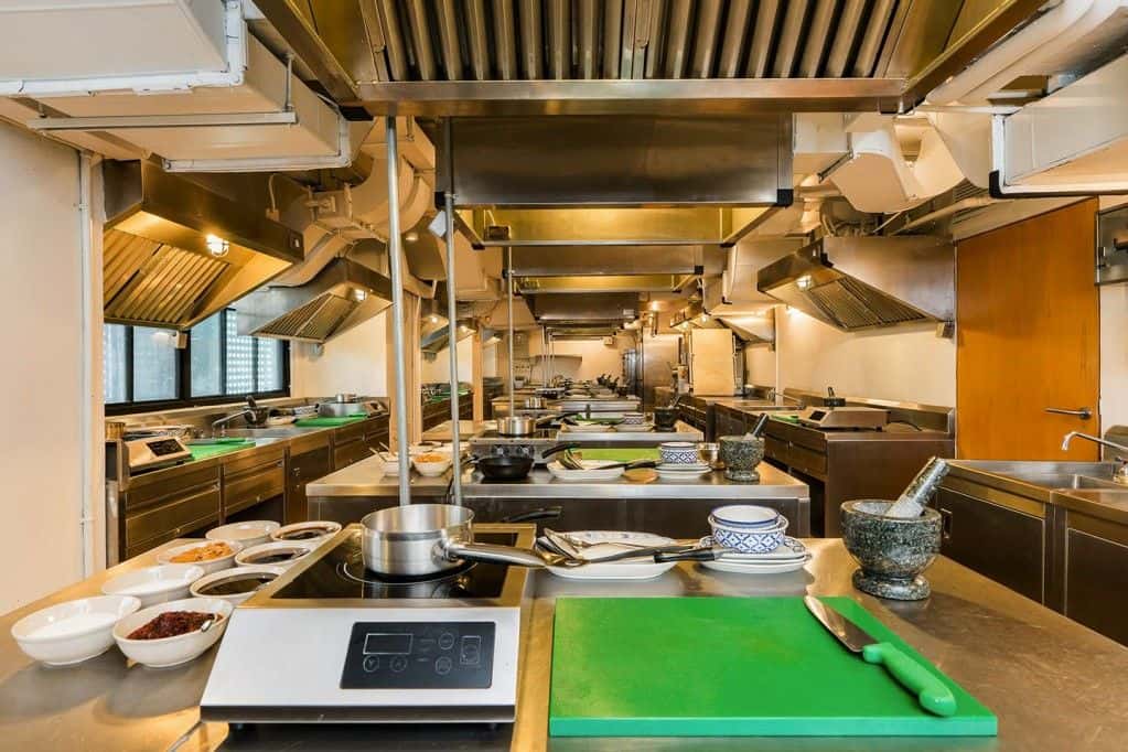 Cooking Class at Roschas Culinary School I Bangkok3