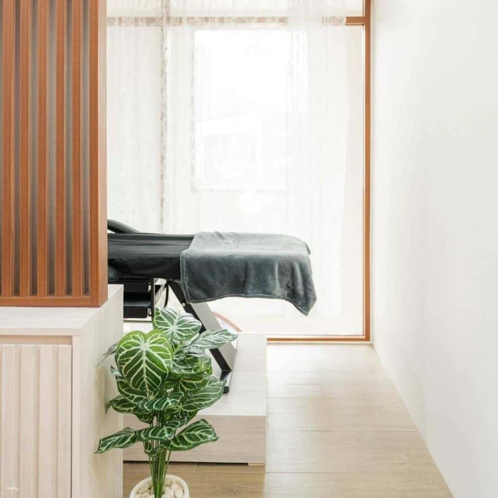 Nail and Eyelash Extensions Gift Voucher at Flow Beauty Space Bangna | Bangkok1