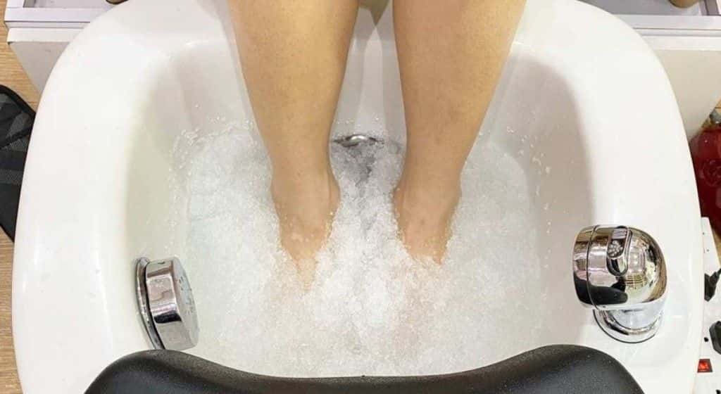 Head To Toe Studio: Beauty Salon Voucher | Bangkok, Thailand4