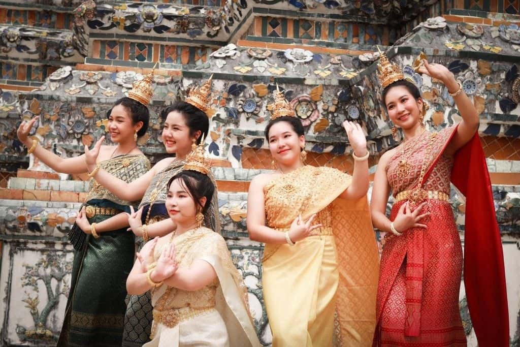ไทยแกลม สตูดิโอ | กรุงเทพฯ1