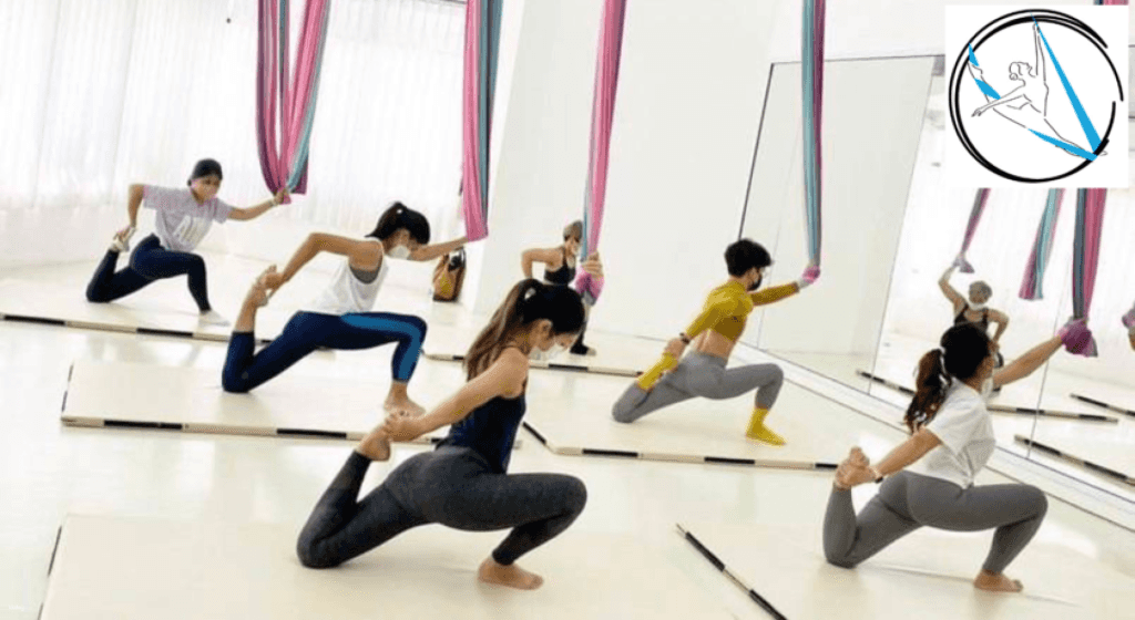 คลาสเรียนโยคะฟลายที่ I Can Fly Aerial Studio2