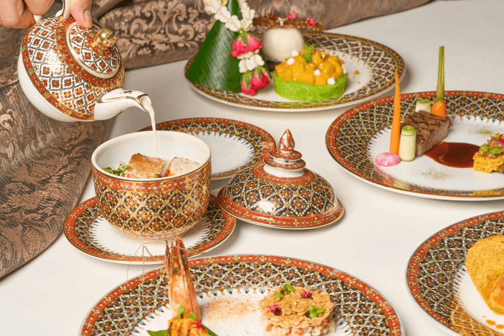 ล่องเรือมโนราห์ แม่น้ำเจ้าพระยา กรุงเทพฯ2