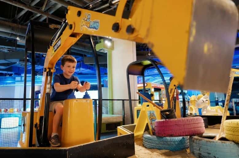 Playerbox : Indoor E-Gokart Track & Game Arcade สาขา Siam Discovery2