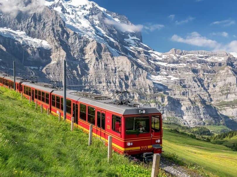 Swiss Half Fare Card1