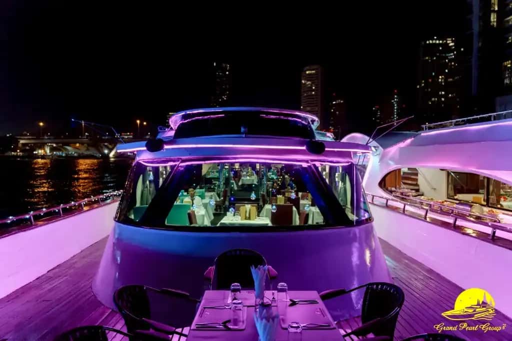 Grand Pearl Dinner Cruise1