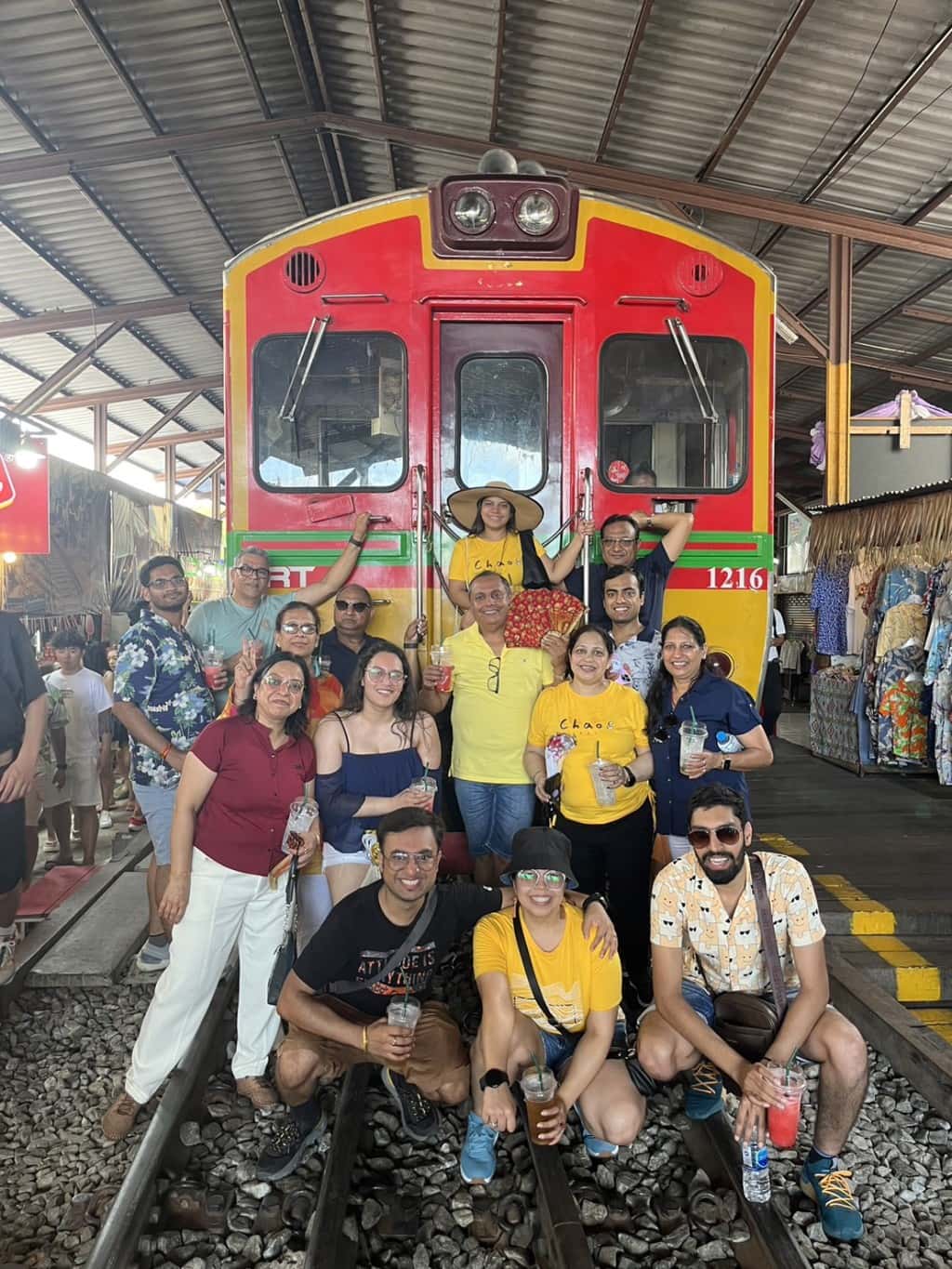 ทริปตลาดน้ำดำเนินสะดวก ตลาดรถไฟร่มหุบ และมูเตลูที่วัดดัง บางกุ้ง สมุทรสงคราม ทริปเที่ยว และเดย์ทริป4