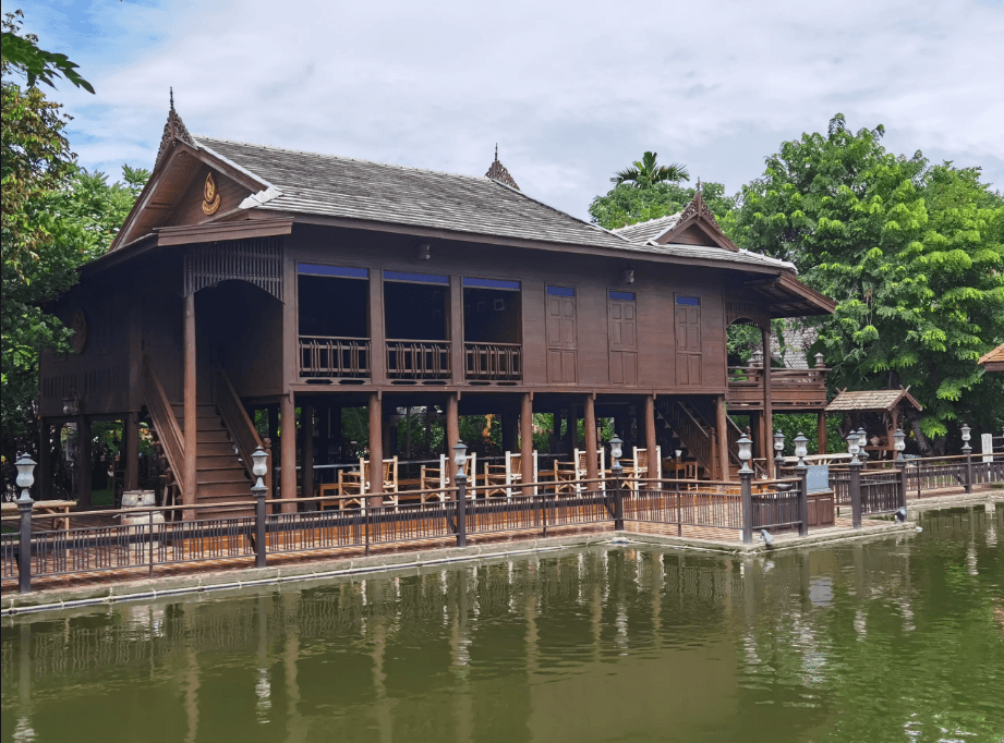Chiang Mai Old Temples Tour (Guide & Transfer from Chiang Mai) Trips and Day Trips2