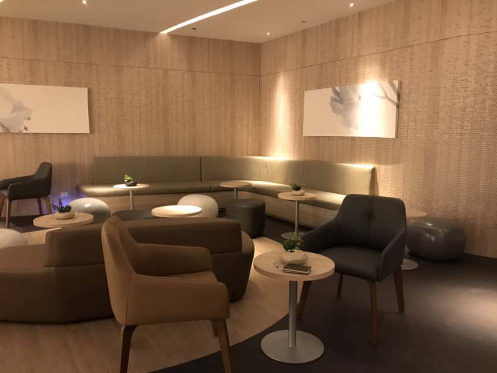 Let's Relax spa central world2
