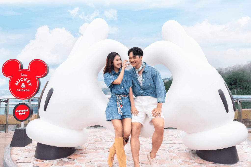 บัตรรถรางพีคแทรมและสกายเทอร์เรซ 428 (Peak Tram & Sky Terrace 428 Combo Ticket)4