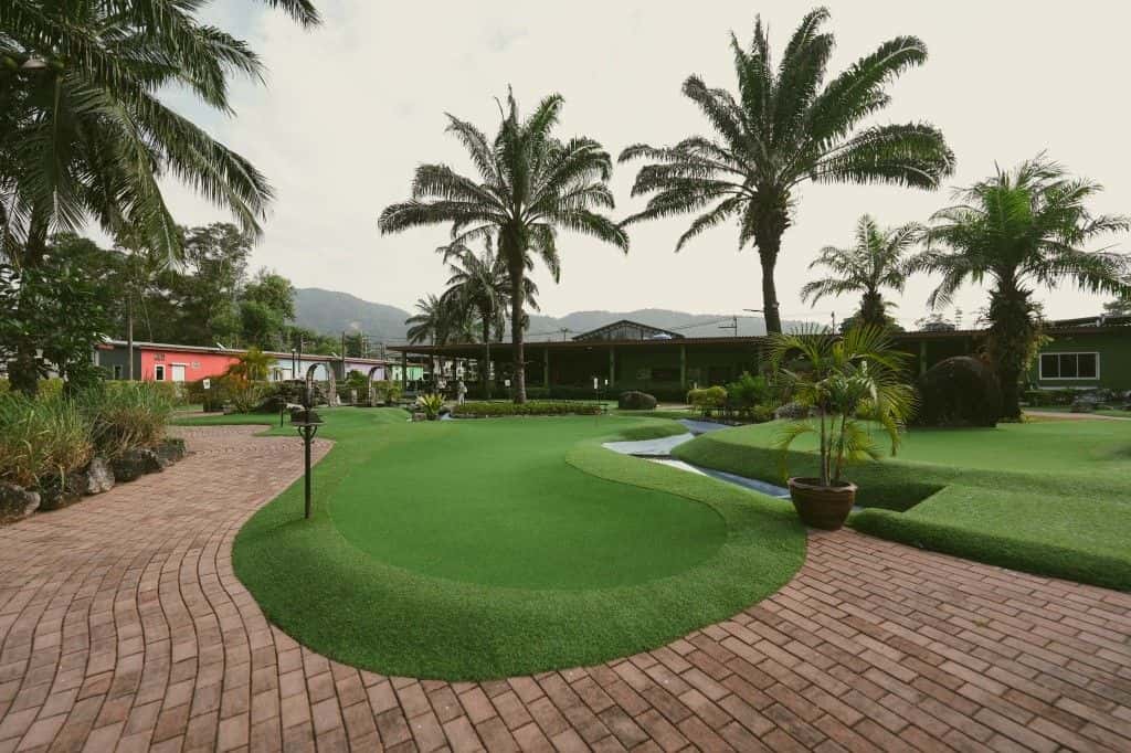 Adventure Mini Golf Phuket3