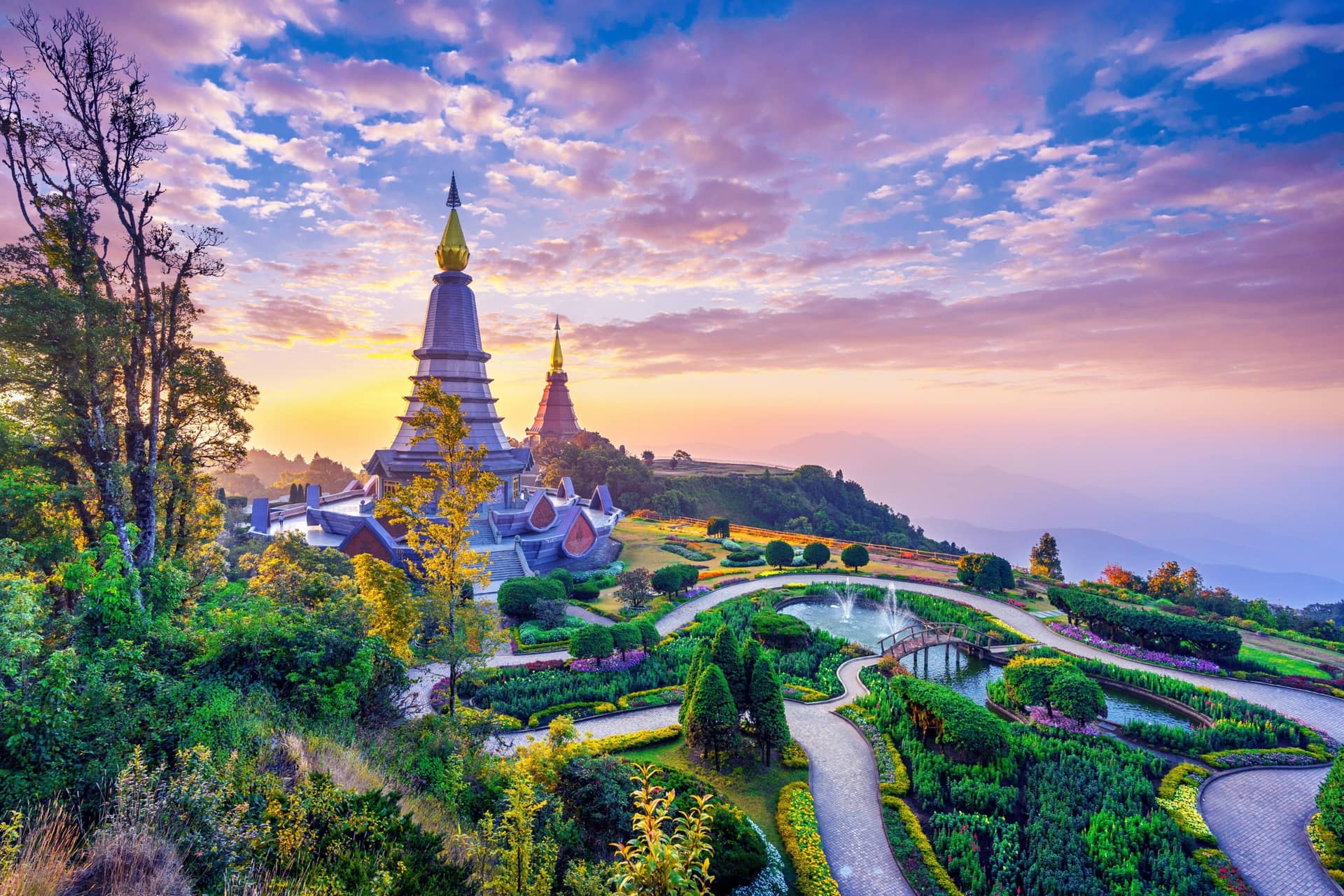 ยอดดอยอินทนนท์ จุดที่สูงที่สุดในประเทศไทย ทริปเที่ยว และเดย์ทริป