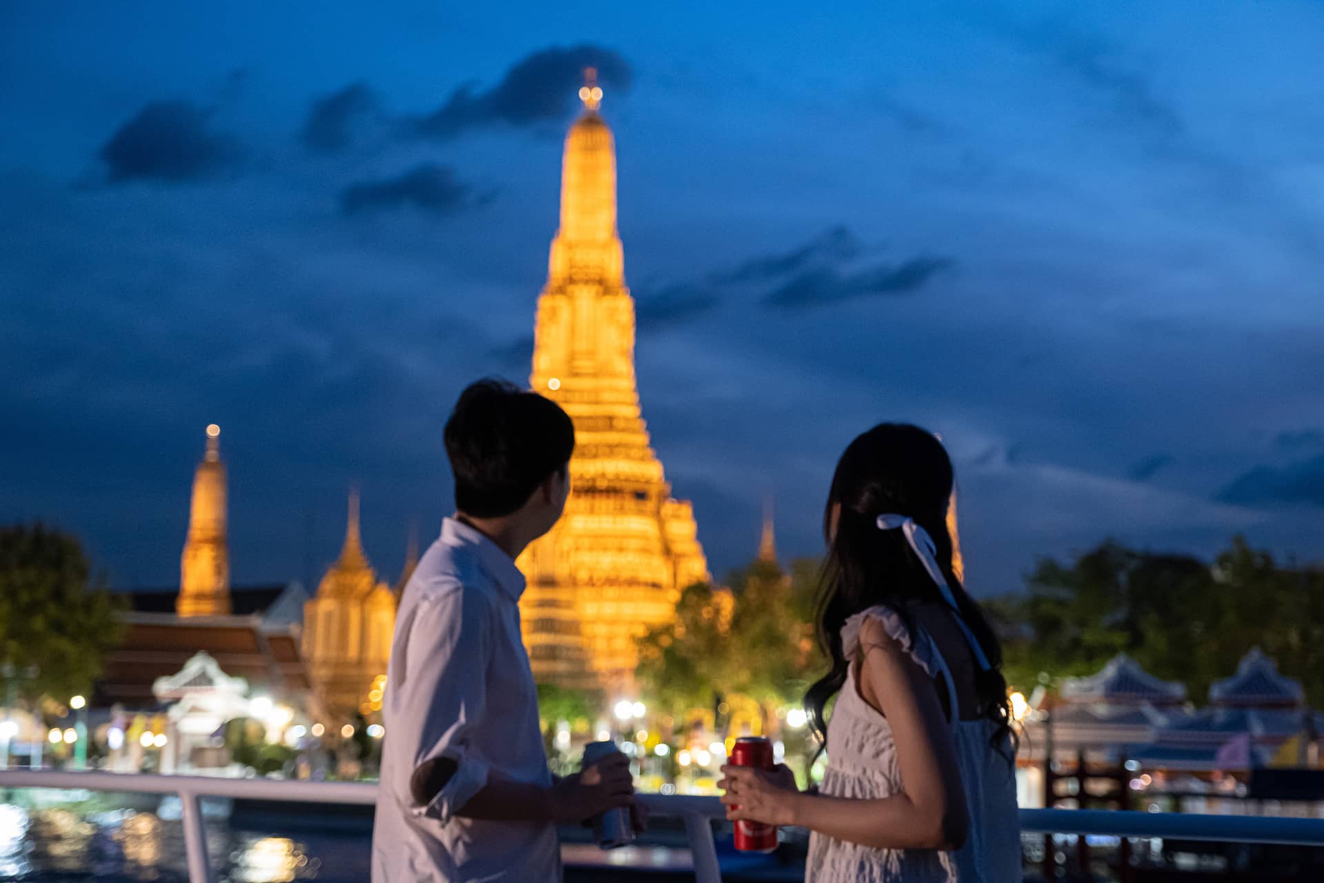 ล่องเรือไฟฟ้าเจ้าพระยา + ทานอาหารบ้านโบราณ 150 ปี (เลือกได้)