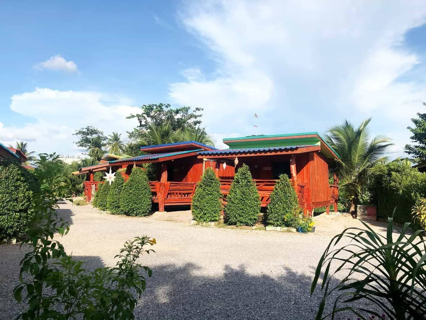 Baanpak Reun Mai Horm Sadao