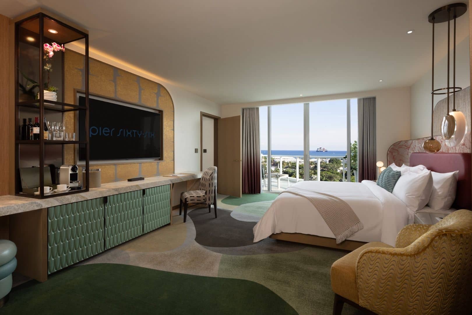 Pier Sixty-Six Hotel and Marina
