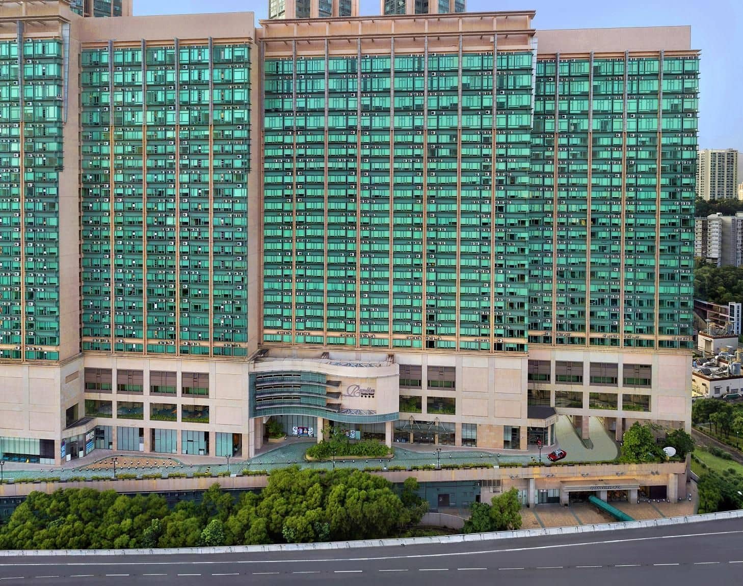 โรงแรมแรมเบลอร์ การ์เด้น