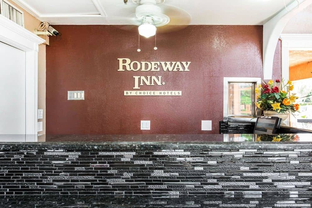RODEWAY INN CYPRESS RODEWAY INN CYPRESS
