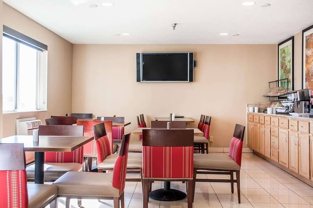 COMFORT INN FERGUS FALLS