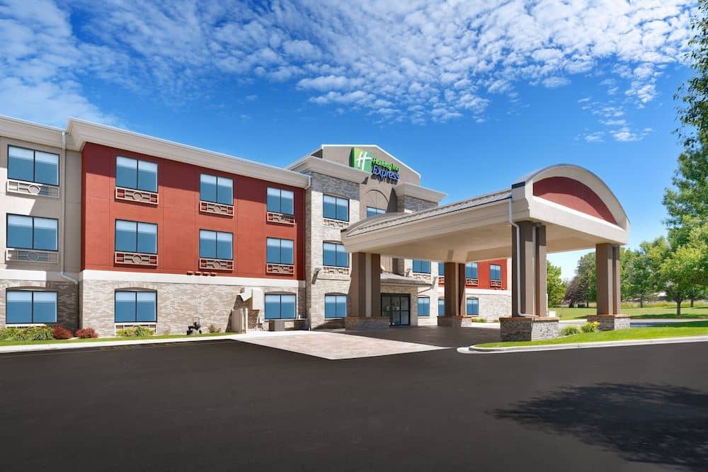 HOLIDAY INN