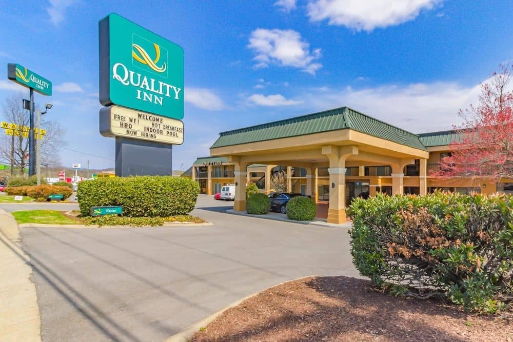 QUALITY INN GOODLETTSVILLE QUALITY INN GOODLETTSVILLE
