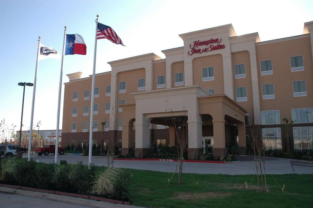 HAMPTON INN - SUITES CORSICANA