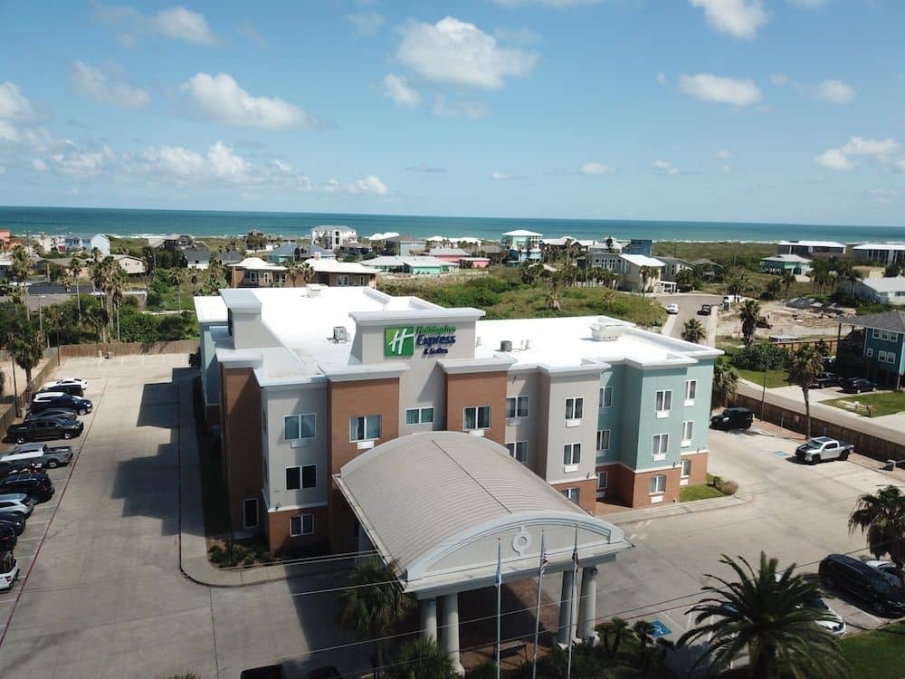 HOLIDAY INN EXPRESS & SUITES P