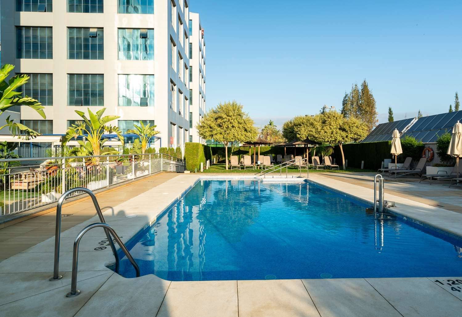 Hilton Garden Inn Sevilla Hilton Garden Inn Sevilla