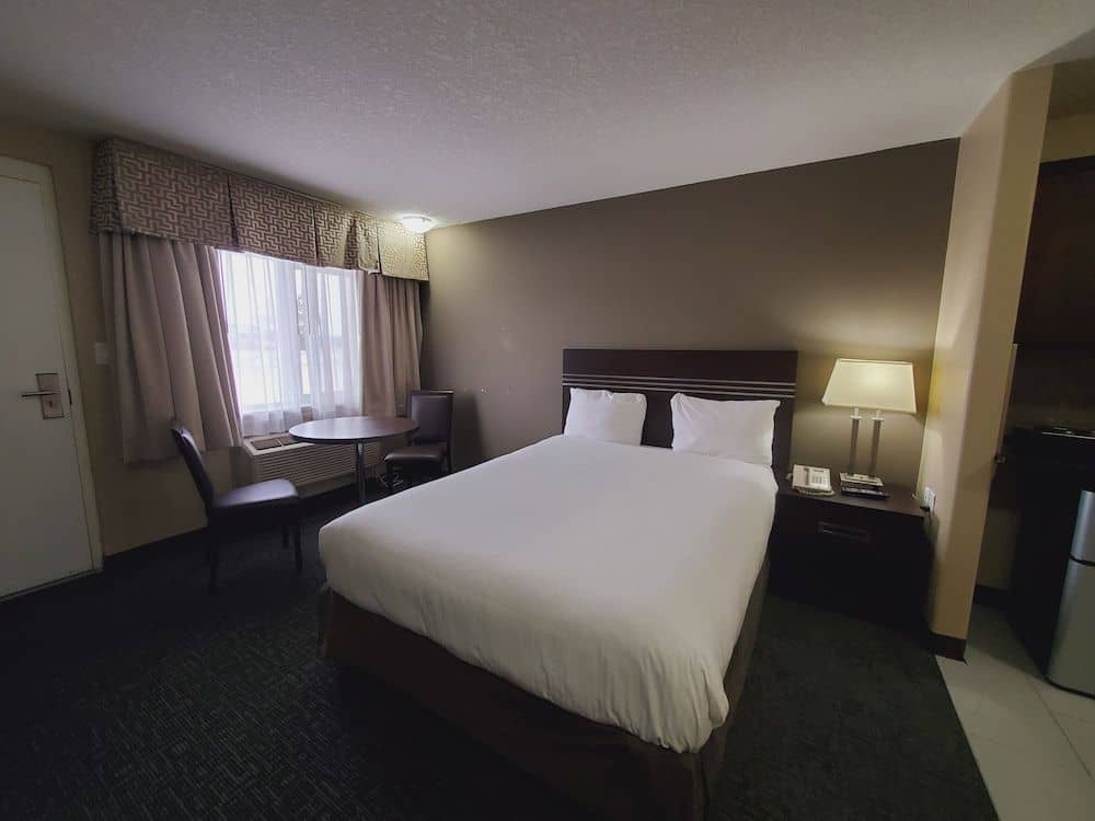 Royal Lodge Motel