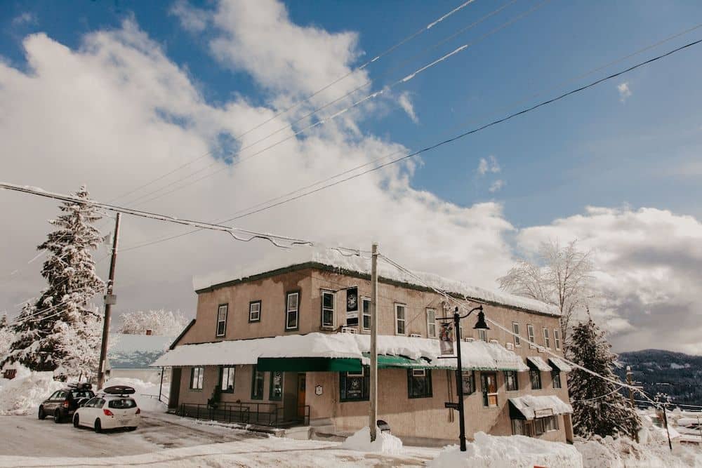 The Flying Steamshovel Inn The Flying Steamshovel Inn