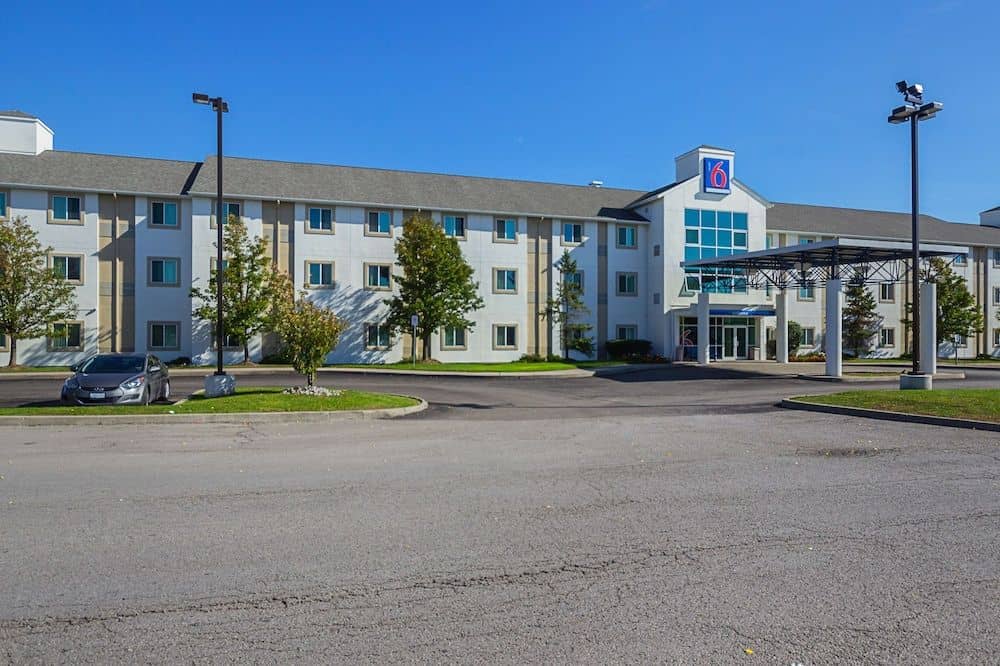 Motel 6 Toronto East - Whitby