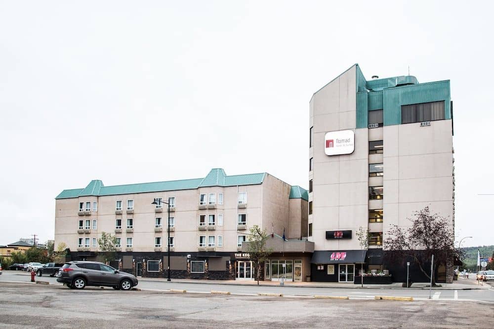 Nomad Inn And Suites