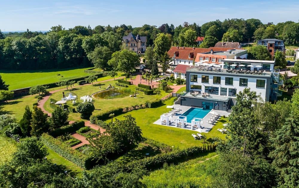 ROMANTIK HOTEL SCHWANEFELD