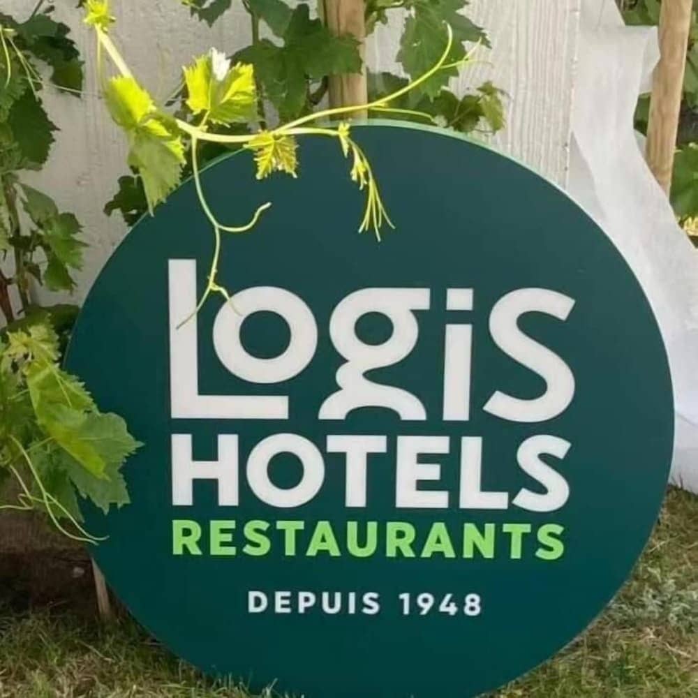 HOTEL LE CYGNE HOTEL LE CYGNE