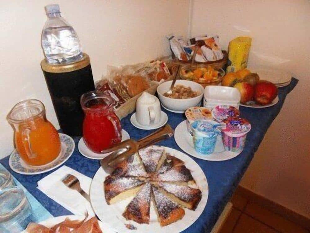 Casa Famiani Bed & Breakfast Casa Famiani Bed & Breakfast