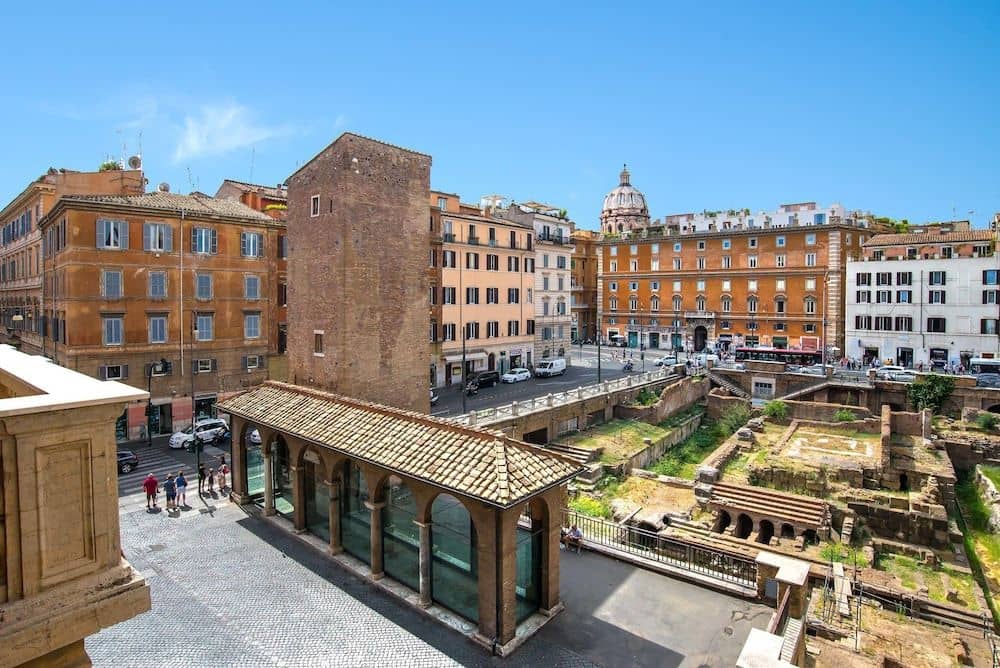 Pantheon Caesar Relais