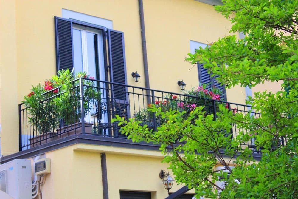 Charly Hotel