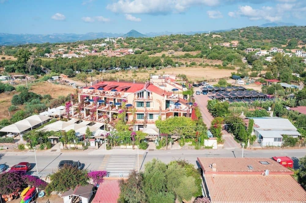 Aparthotel Domus De Janas Sul Mare