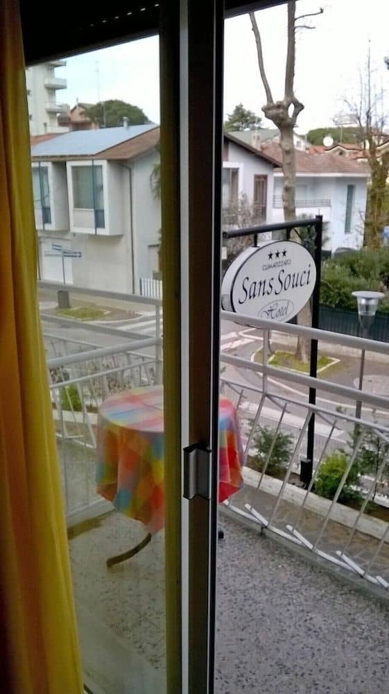 Hotel Sans Souci