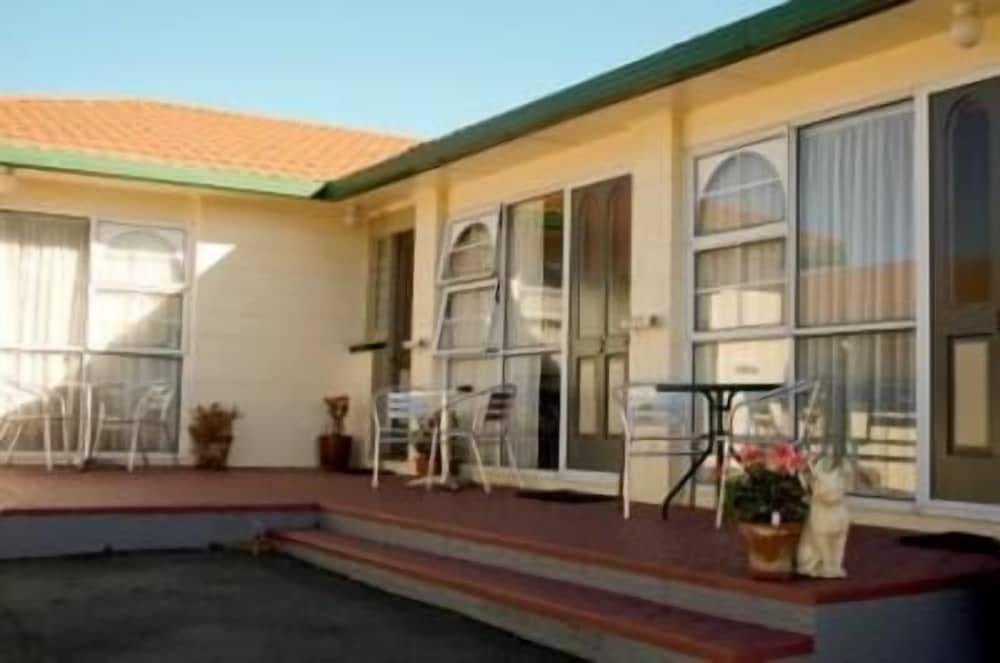 Earnslaw Motel Earnslaw Motel