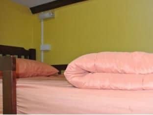 Baan Smile Hostel