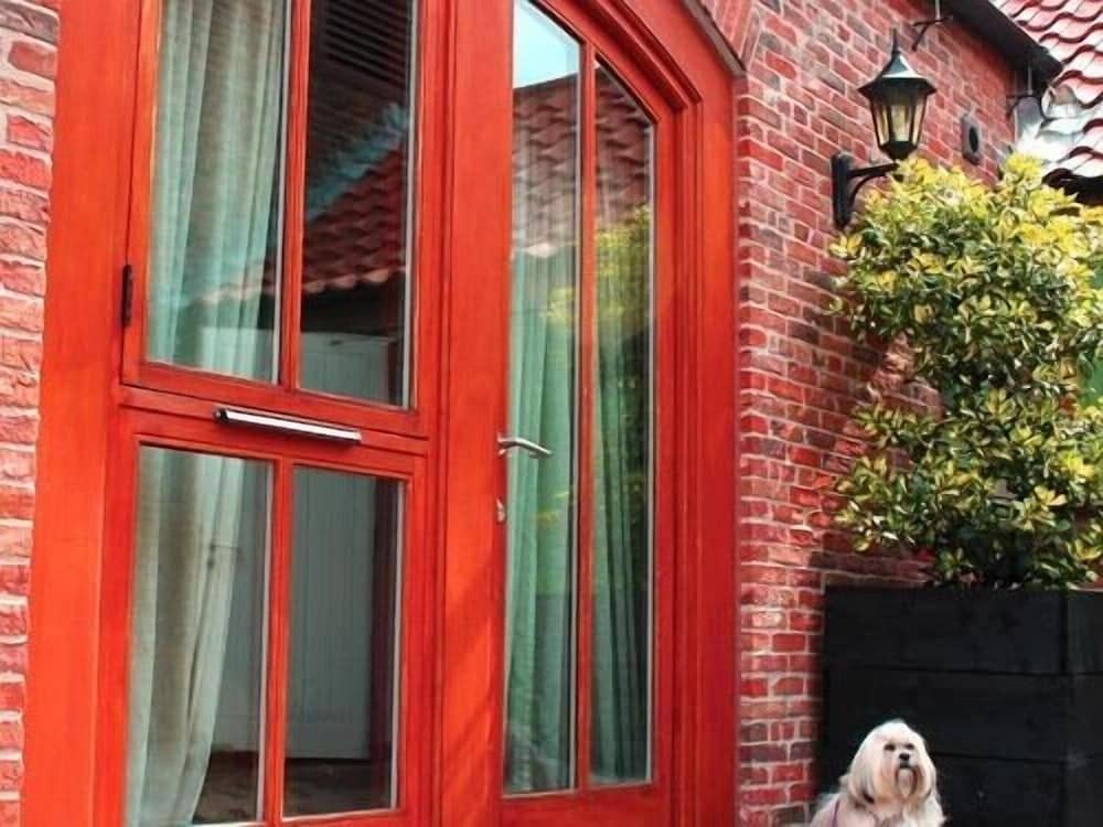 The Oak Tree Inn The Oak Tree Inn