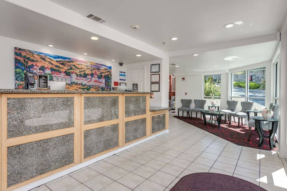 Pacifica Beach Resort