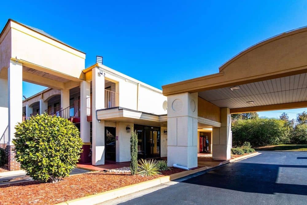 ECONO LODGE CONYERS