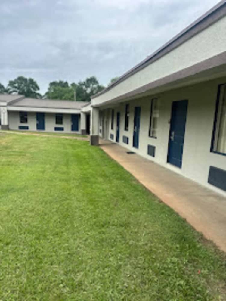 AMERICAS BEST VALUE INN