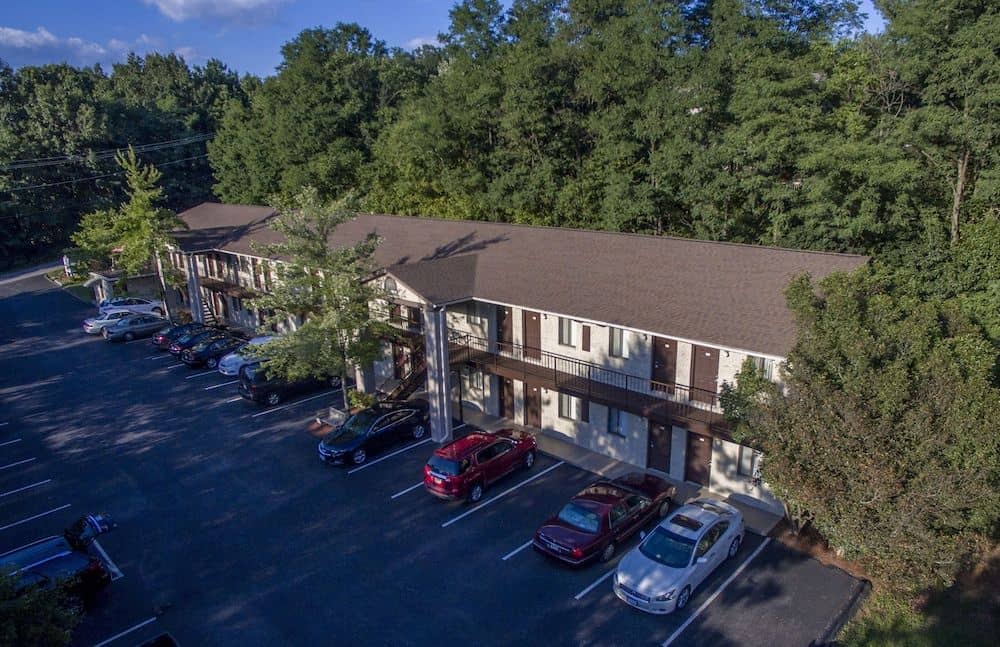 Affordable Corporate Suites of Overland